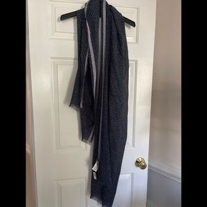 Gap New with Tags Polka Dot Scarf Rectangle